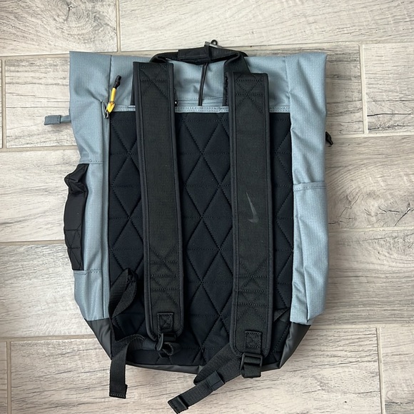 Nike Sport 29L - NEW - Picture 3 of 16